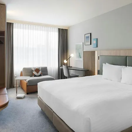 Courtyard By Marriott Zurich North Hotel Exterior photo