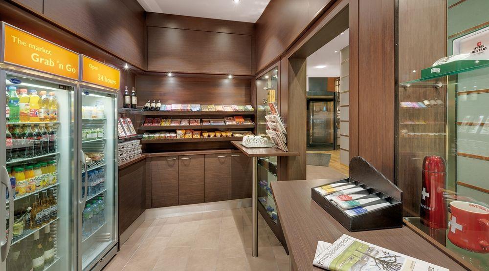 Courtyard By Marriott North होटल 4*
