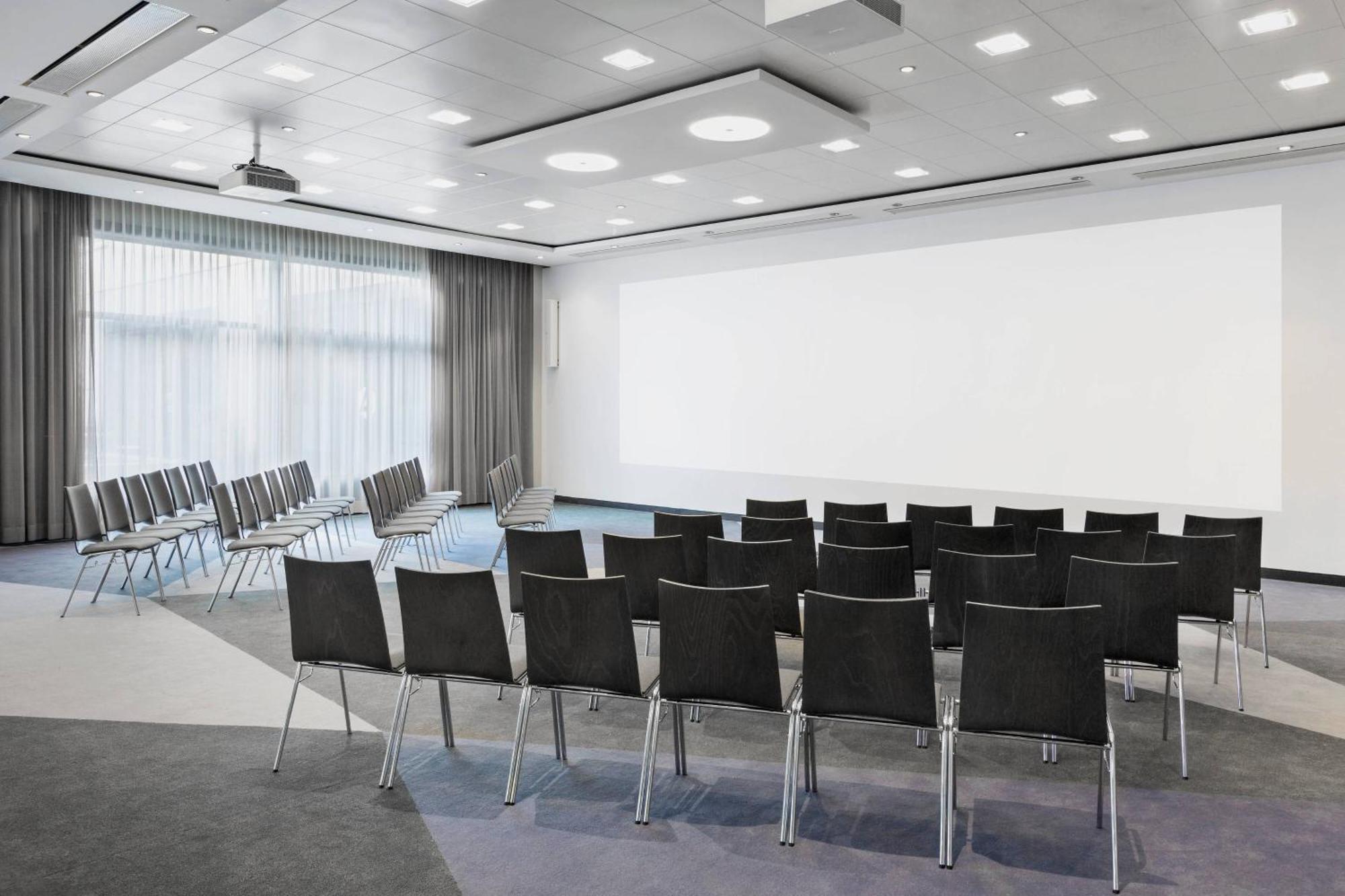Courtyard By Marriott North होटल Zurich